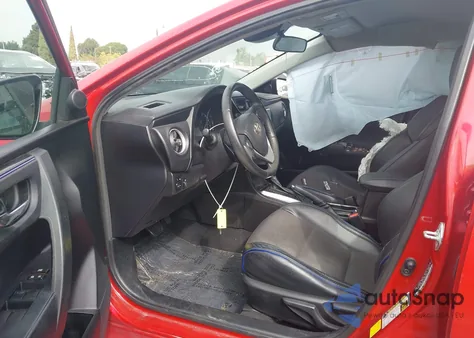 2017 Toyota Corolla Se z USA, uszkodzony, nr VIN 5YFBURHE1HP674080